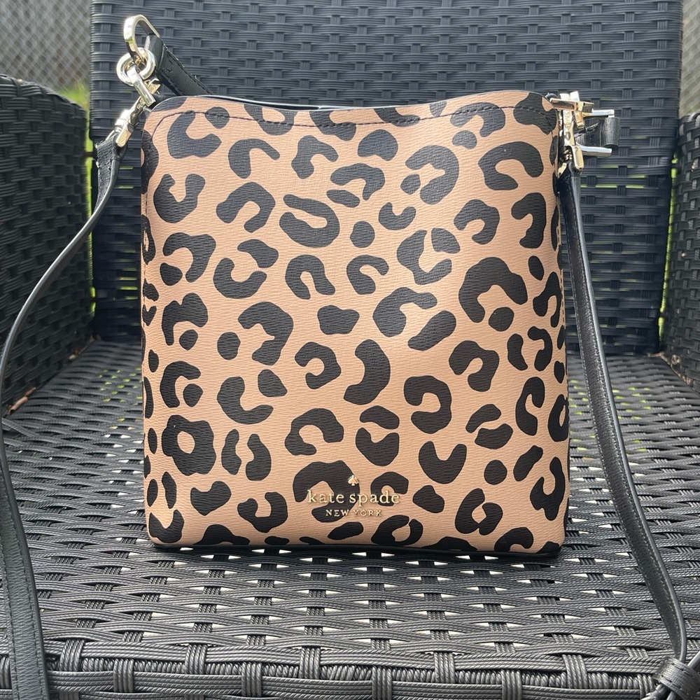 Kate Spade small bucket bag